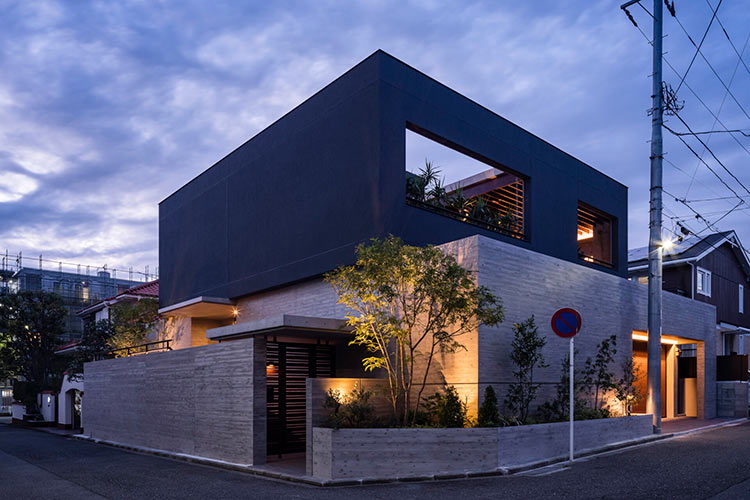 田井 勝馬／美しが丘の家