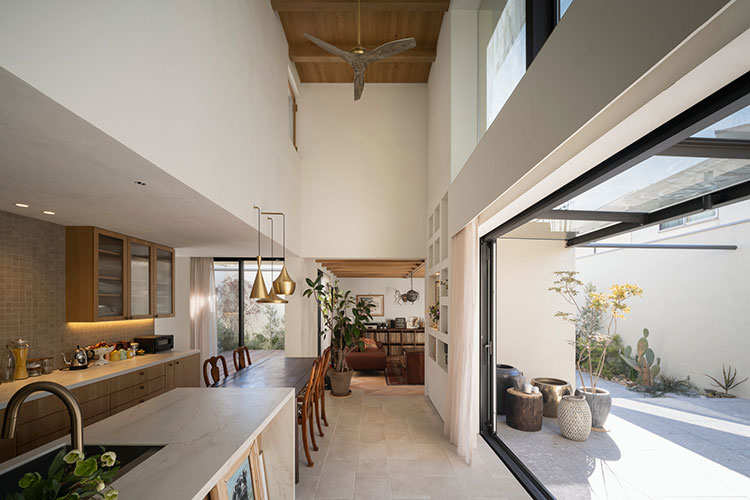 直井克敏・徳子／House in Hamadayama