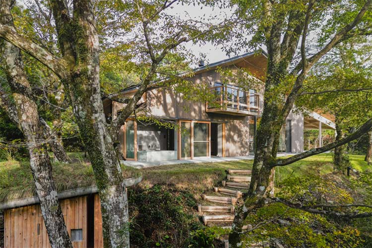 古谷 俊一／Flying Sengokuhara